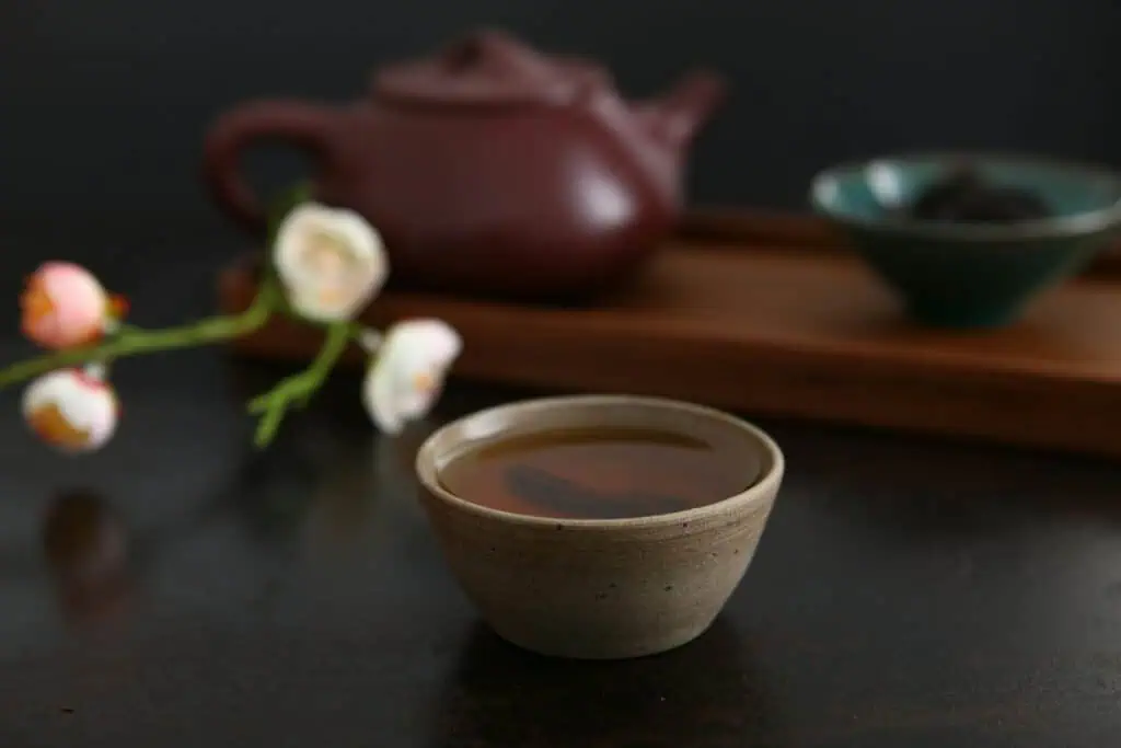茉莉花功效有哪些？喝茉莉花茶的 3 大益處